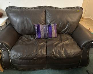 Interline Italian Premier Love Seat