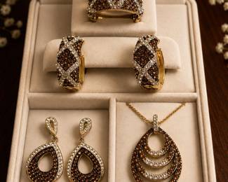 Swarovski Champagne Brilliance