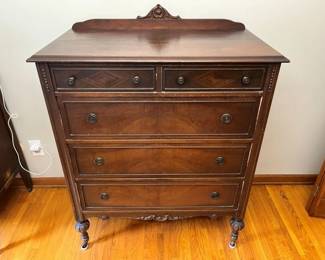29 Vintage 5Drawer Dresser