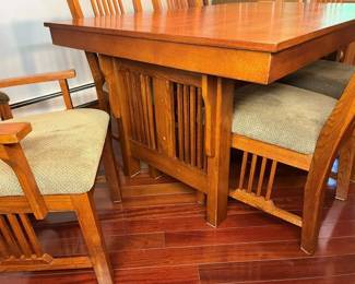29 Winners Mission Dining Table Base Detail
