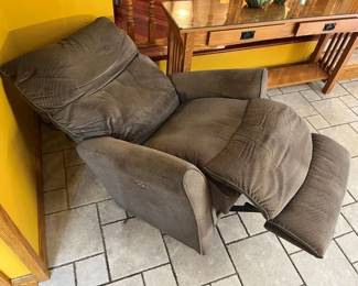 29 LaZBoy Power Recliner