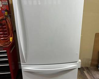 29 Kenmore Elite 24CU. FT. Freezer Fridge