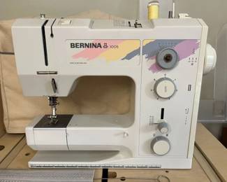 29 Bernina 1005 Sewing Machine Detail