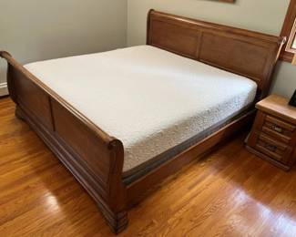 29 King Sleigh Bedframe