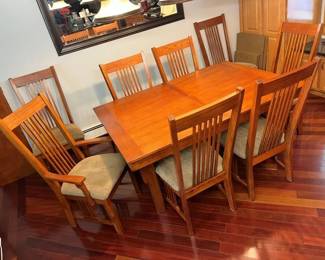 29 Winners Mission Dining Table