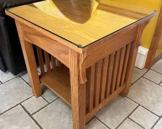 29 Mission End Table