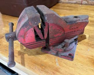 29 Wilton Shop King Swivel Bench Vise