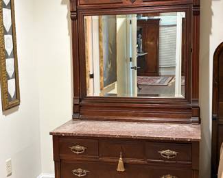 44"W x 21"D x 89"H