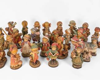 (25) Anri Ferrandiz Figures Wooden Carvings