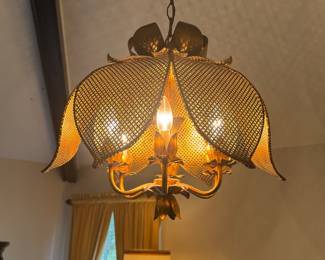 Man century, Italian Florentine style gilt metal pendant chandelier