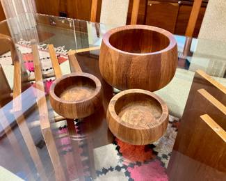 Dansk serving bowls