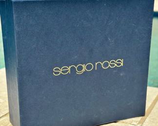Sergio Rossi box for peep toe pumps.
