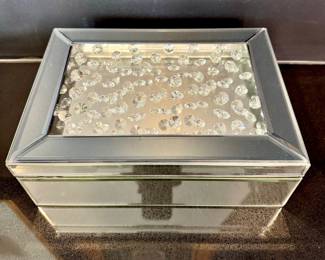 $68 - Harold Elliott jewelry / cigar box - 11.5x8.5x4