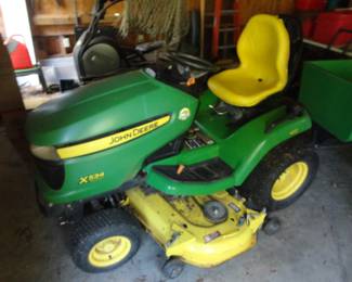 X534 All Wheel Steer garden tractor (trailer)