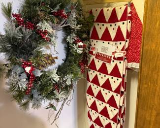 Christmas blanket, wreath