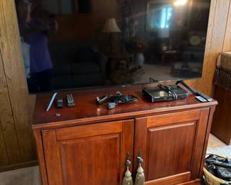TV, cabinet