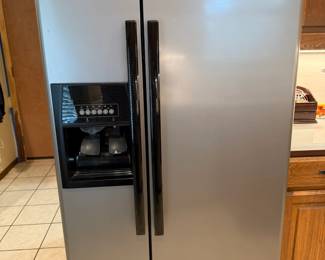 Side by Side refrigerator