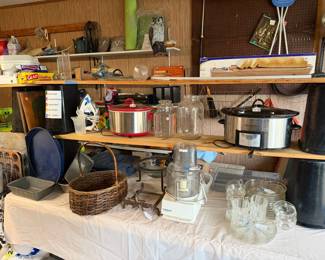 crock pots, food processor, hostess sets, baskets, Pyrex