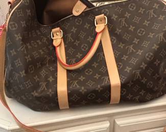 Louis Vuitton Keepall Bandoulire Monogram Canvas Travel Bag