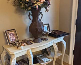 French Country Carved Console Table with Cabriole Legs