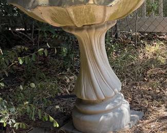 Concrete Bird bath