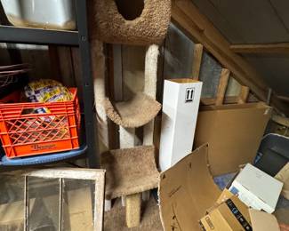 Cat tree