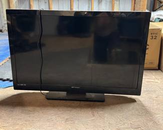 3 TVs