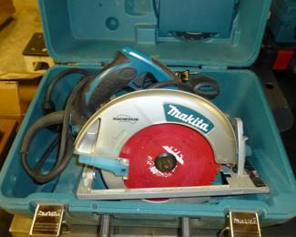 Makita 5007MG Circular Saw $75