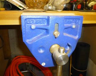 Eclipse LWWQR7 Vise, bench 7" $40