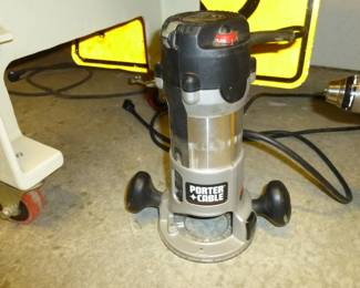 Porter Cable 890 Router $100 includes a plunge base to.