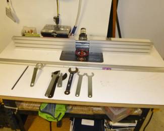 Woodpecker Router Table 1 $ 400 With Pinnacle Fence