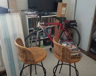 Vintage rattan bar stools; bookcase