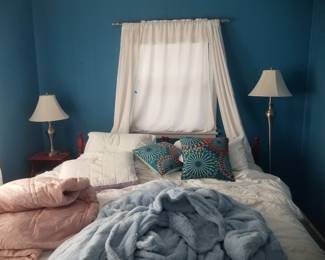 King bed; end tables; table lamps