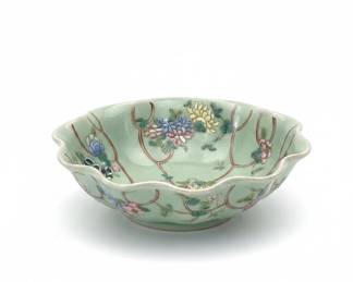 Chinese Celadon Glazed Famille Rose LeafShaped Dish third image