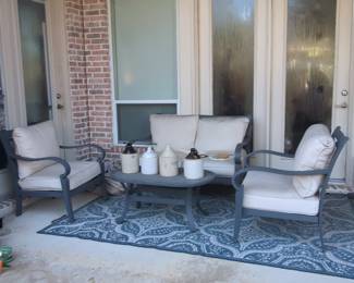 Contemporary Outdoor Patio Furniture Set