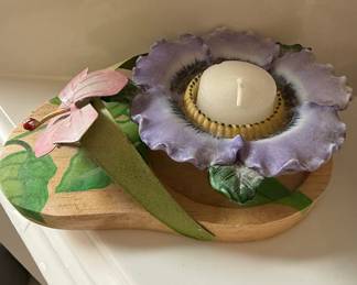 Decorative Floral Sandal Tea Light Holder