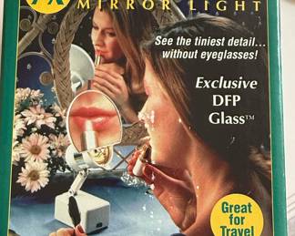 7x Magnifying Mirror Light