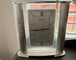 Seiko Quartz Mantel Clock