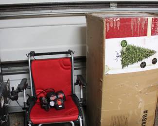 FALCON ULTRA-LITE ELECTRIC MOBILITY CHAIR, COMES WITH 3 EXTRA BATTERIES