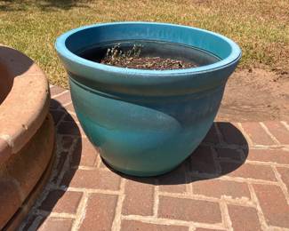 lightweight planter