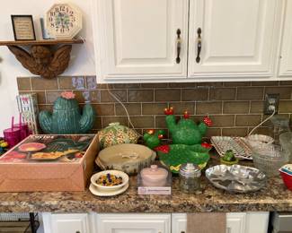 southwestern cookie jar, bowls, chip and dip, cactus teapot/salt and pepper/platter set