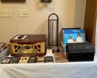 Spirit of St Louis turntable/CD/radio, LPs, 8-tracks