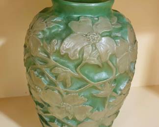 1930s Vase Phoenix Glass co. or Consolidated lamp and glass company