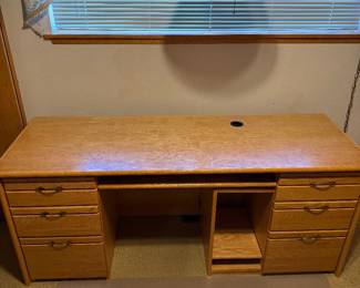 Solid oak desk