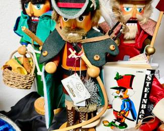 Lots of wonderful German Steinbach nutcrackers with boxes.