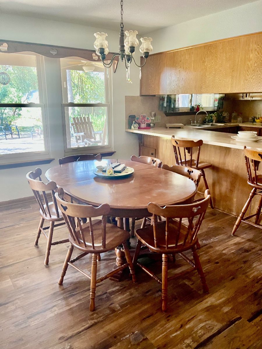 Tell City Chair company with table 3 leaves and 10 chairs