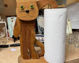 Cat paper towel holder
