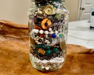 Jewelry jar