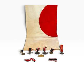 194 GermanMilitaryMedalsUSInsigniaJapaneseFlagCollection