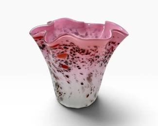 155 PinkWhiteSpatterArtGlassVasewRuffledRim